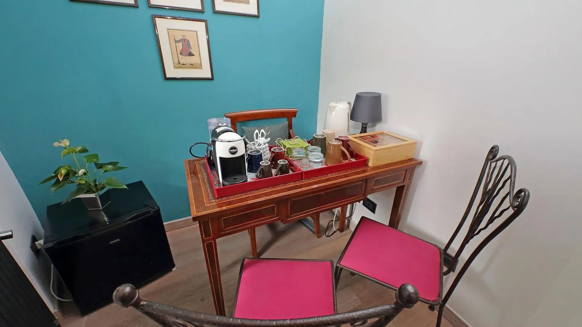 Green Suite On The Roof - Roma Homestay Rome